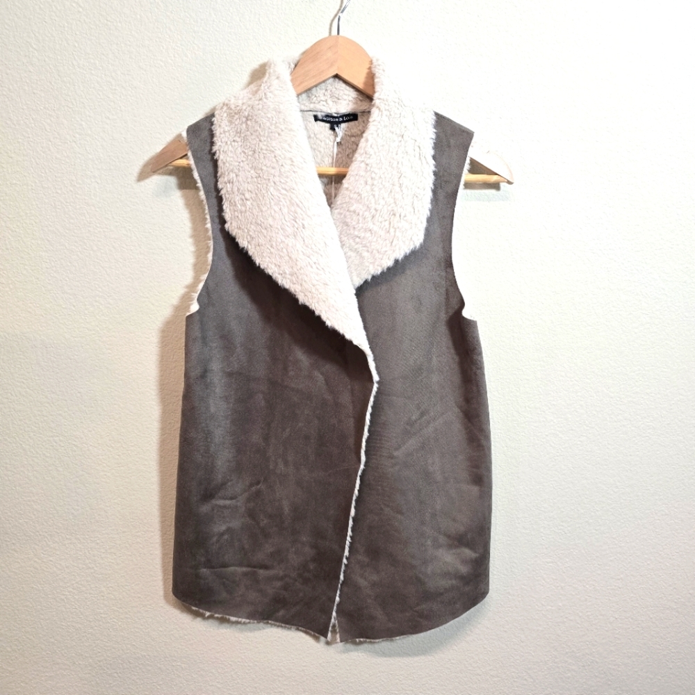 Madison & Lola Women's Gray Faux Suede with Faux Sherpa Sz Small
